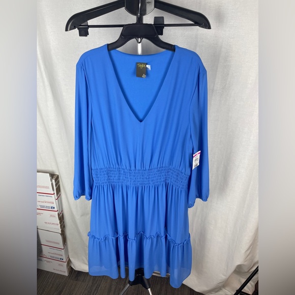 TAYLOR Blue Stretch Smocked Tiered-Hem Dress Size 16 NWT - Picture 5 of 11